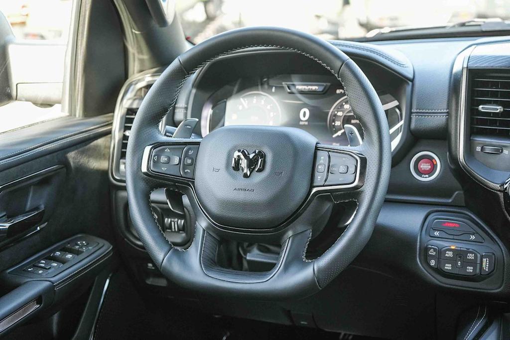 Thumbnail: 2026 RAM 1500 - 9