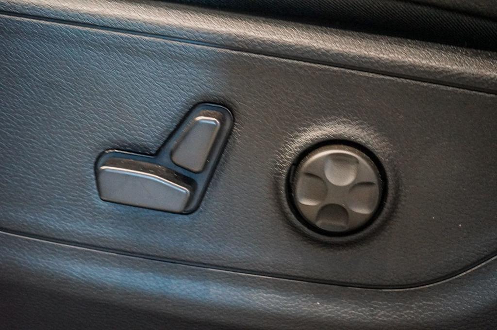 Thumbnail: 2026 RAM 1500 - 24