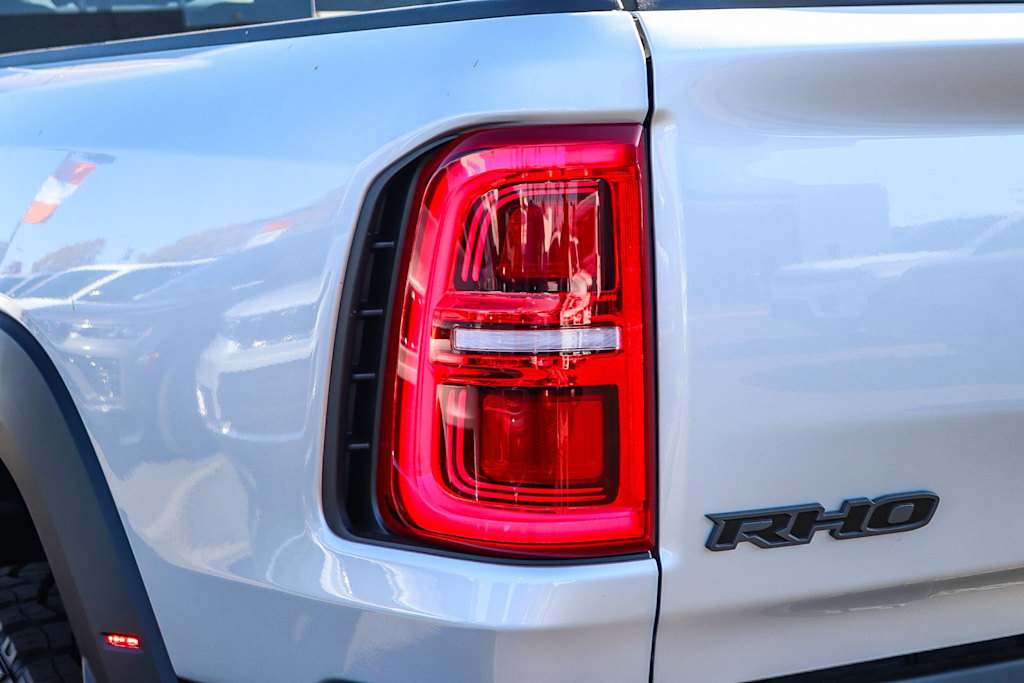 Thumbnail: 2026 RAM 1500 - 18