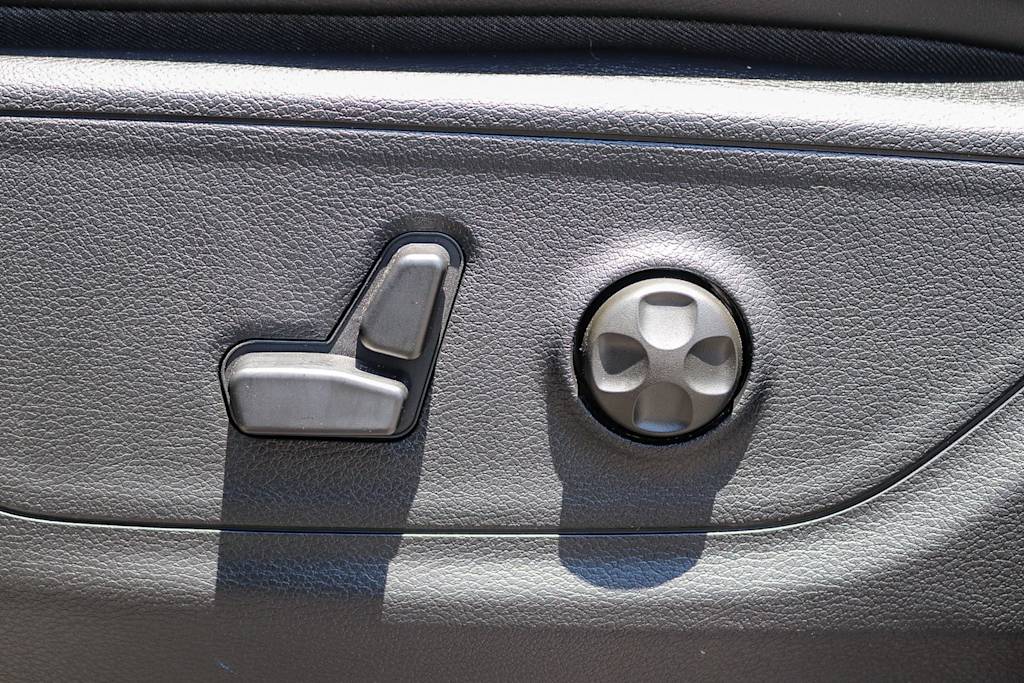 Thumbnail: 2026 RAM 1500 - 23