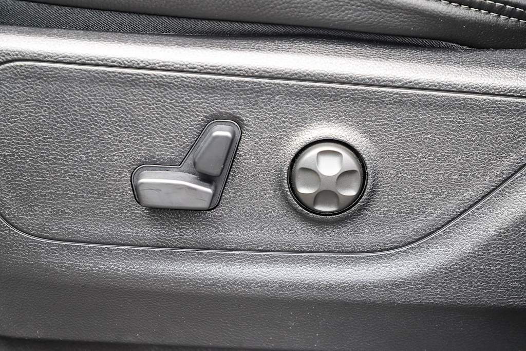 Thumbnail: 2026 RAM 1500 - 23
