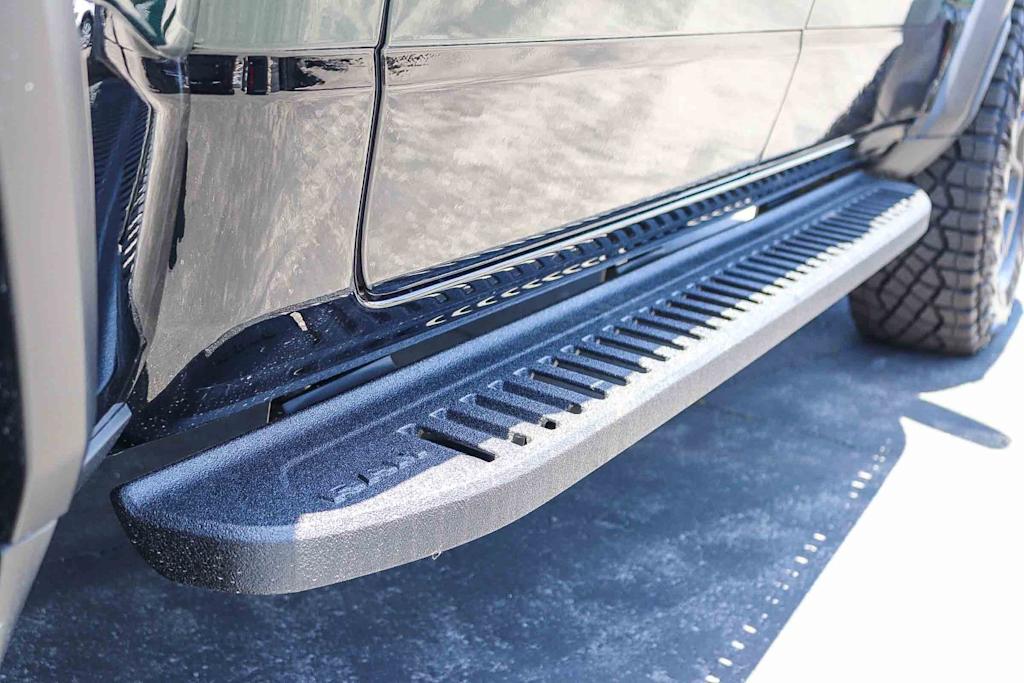 Thumbnail: 2026 RAM 1500 - 23