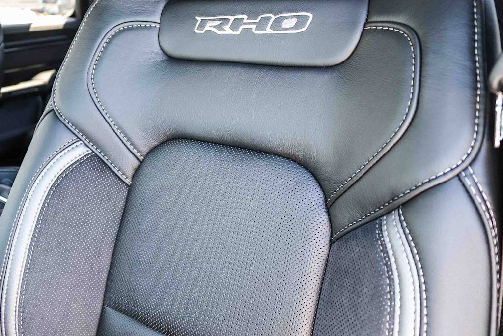Thumbnail: 2026 RAM 1500 - 9