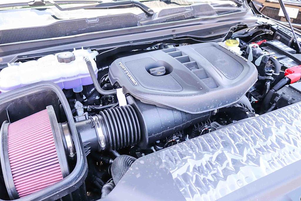 Thumbnail: 2026 RAM 1500 - 7
