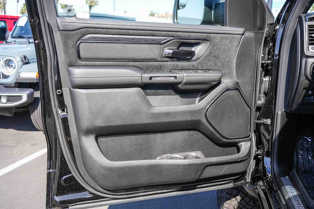 Thumbnail: 2026 RAM 1500 - 25
