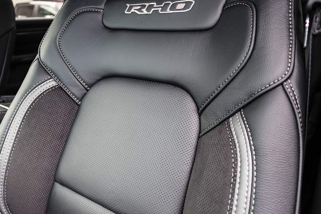 Thumbnail: 2026 RAM 1500 - 9