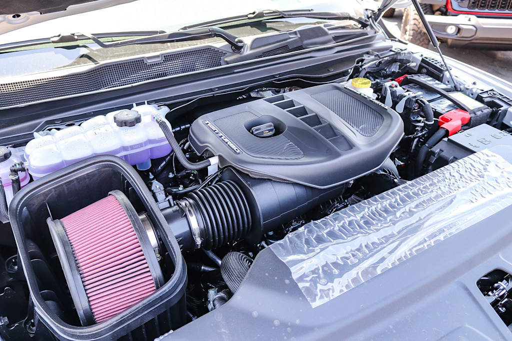 Thumbnail: 2026 RAM 1500 - 8
