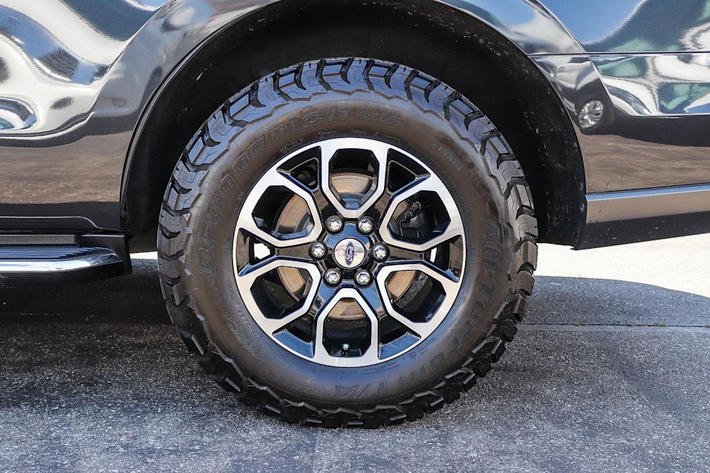 Thumbnail: 2022 Ford Expedition - 22