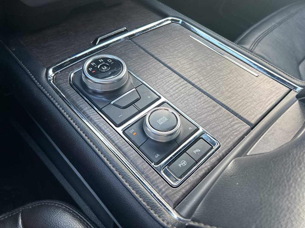 Thumbnail: 2021 Ford Expedition - 14