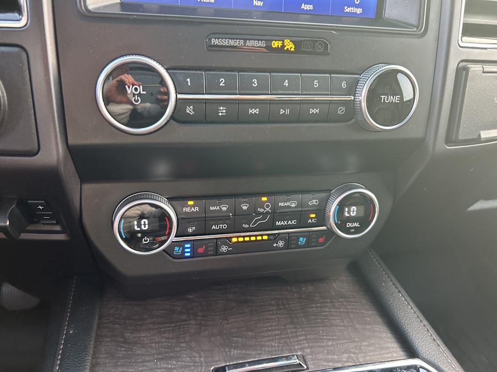 Thumbnail: 2021 Ford Expedition - 36
