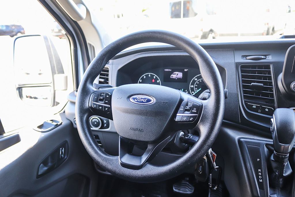 Thumbnail: 2025 Ford Transit Series - 2