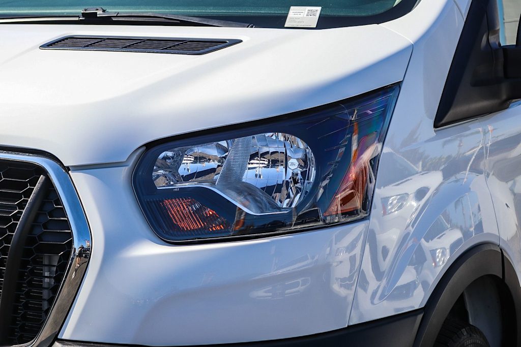 Thumbnail: 2025 Ford Transit Series - 18