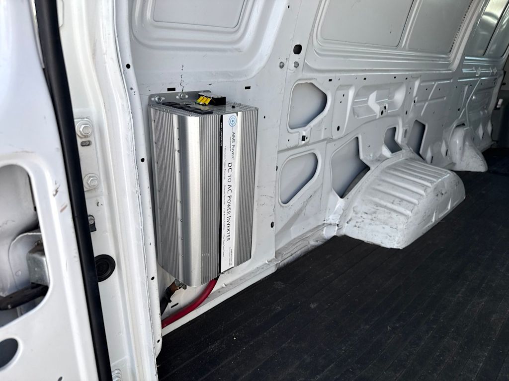 Thumbnail: 2014 Ford Econoline - 16