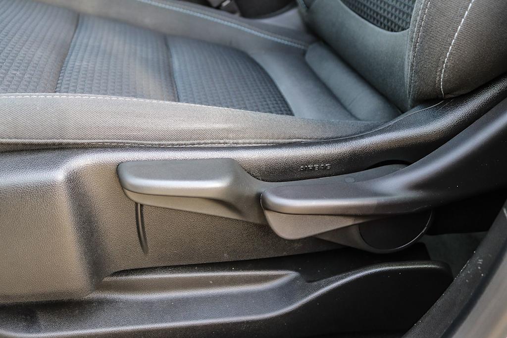 Thumbnail: 2023 Chevrolet Bolt EV - 25