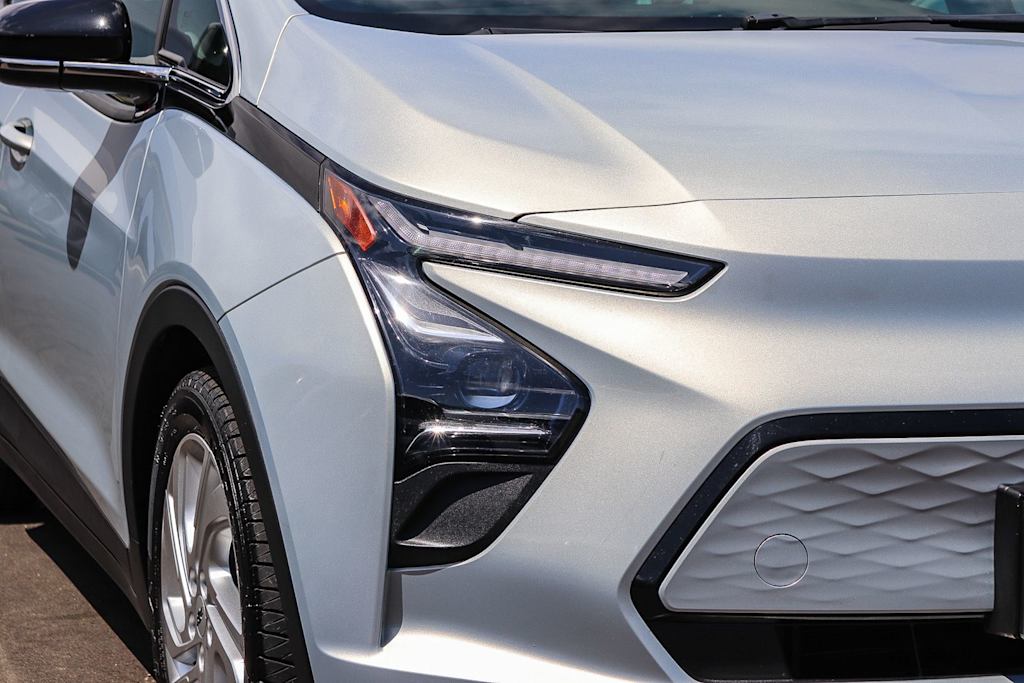 Thumbnail: 2023 Chevrolet Bolt EV - 20