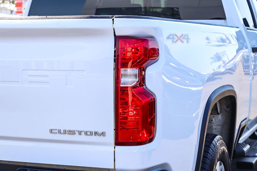 Thumbnail: 2024 Chevrolet Silverado 2500 - 19