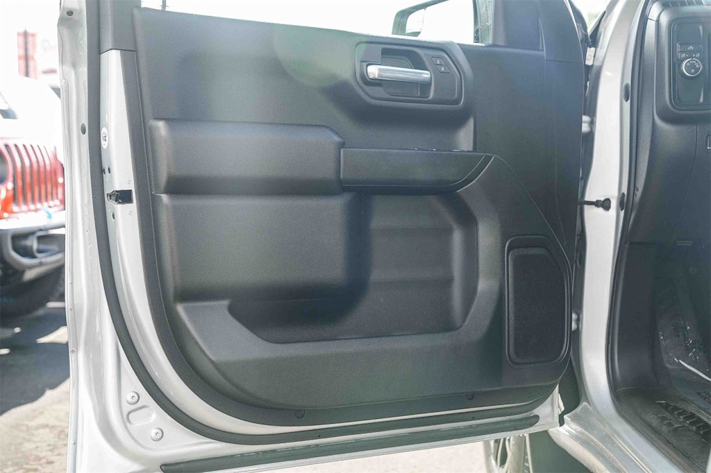 Thumbnail: 2022 Chevrolet Silverado 1500 - 21