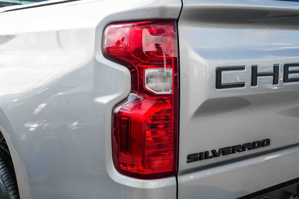 Thumbnail: 2022 Chevrolet Silverado 1500 - 18