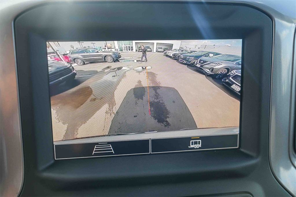 Thumbnail: 2022 Chevrolet Silverado 1500 - 23