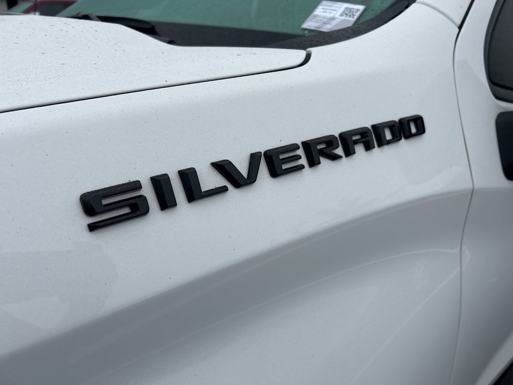Thumbnail: 2023 Chevrolet Silverado 1500 - 18