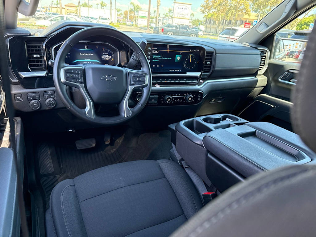 Thumbnail: 2026 Chevrolet Silverado 1500 - 2