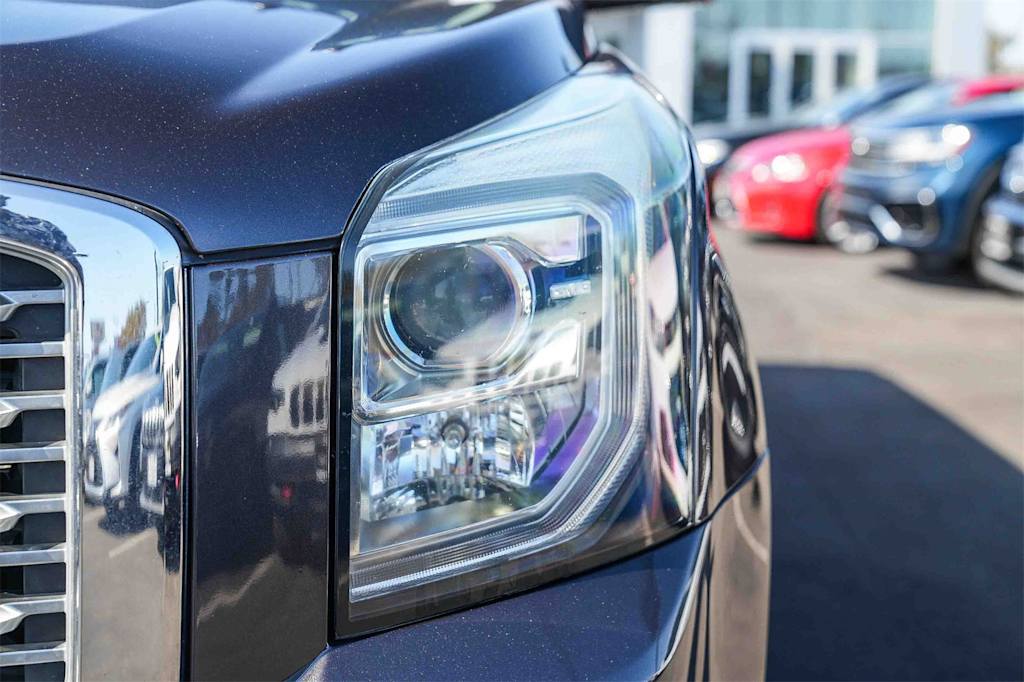 Thumbnail: 2018 GMC Yukon - 16