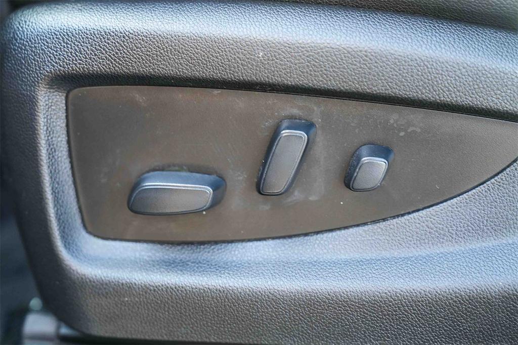 Thumbnail: 2018 GMC Yukon - 20