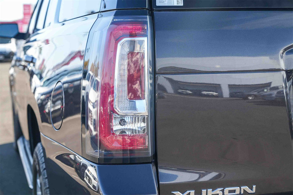 Thumbnail: 2018 GMC Yukon - 15