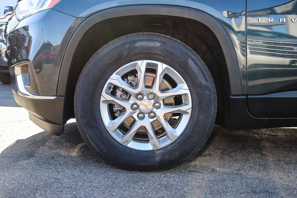 Thumbnail: 2021 Chevrolet Traverse - 6