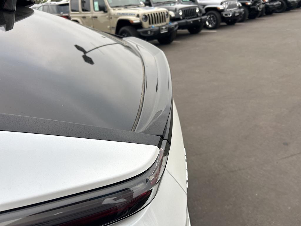 Thumbnail: 2024 Cadillac Lyriq - 6