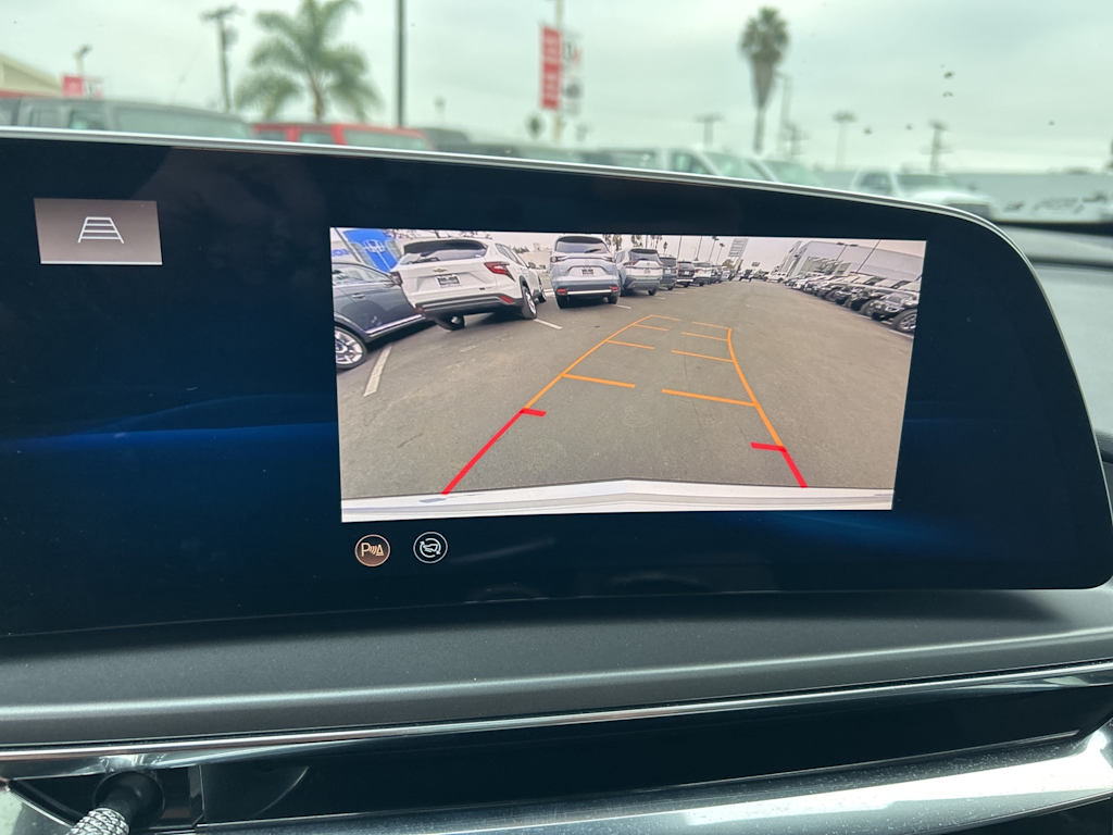 Thumbnail: 2024 Cadillac Lyriq - 35