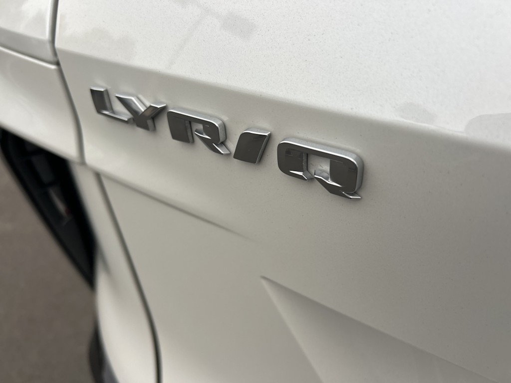 Thumbnail: 2024 Cadillac Lyriq - 26