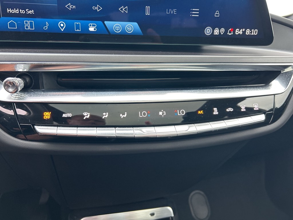 Thumbnail: 2024 Cadillac Lyriq - 36