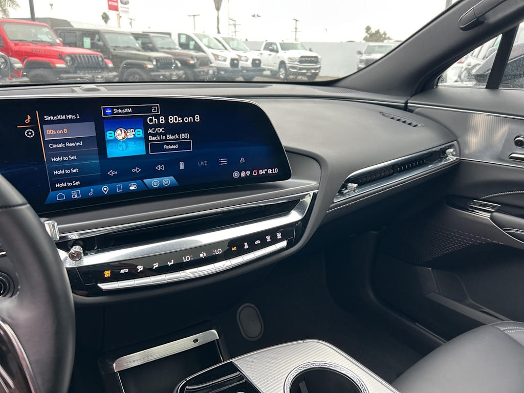 Thumbnail: 2024 Cadillac Lyriq - 38