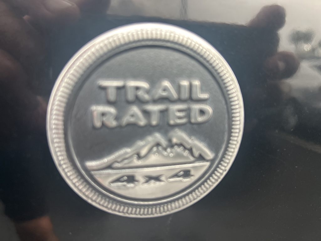 Thumbnail: 2011 Jeep Wrangler - 28