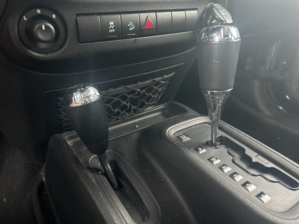 Thumbnail: 2011 Jeep Wrangler - 15