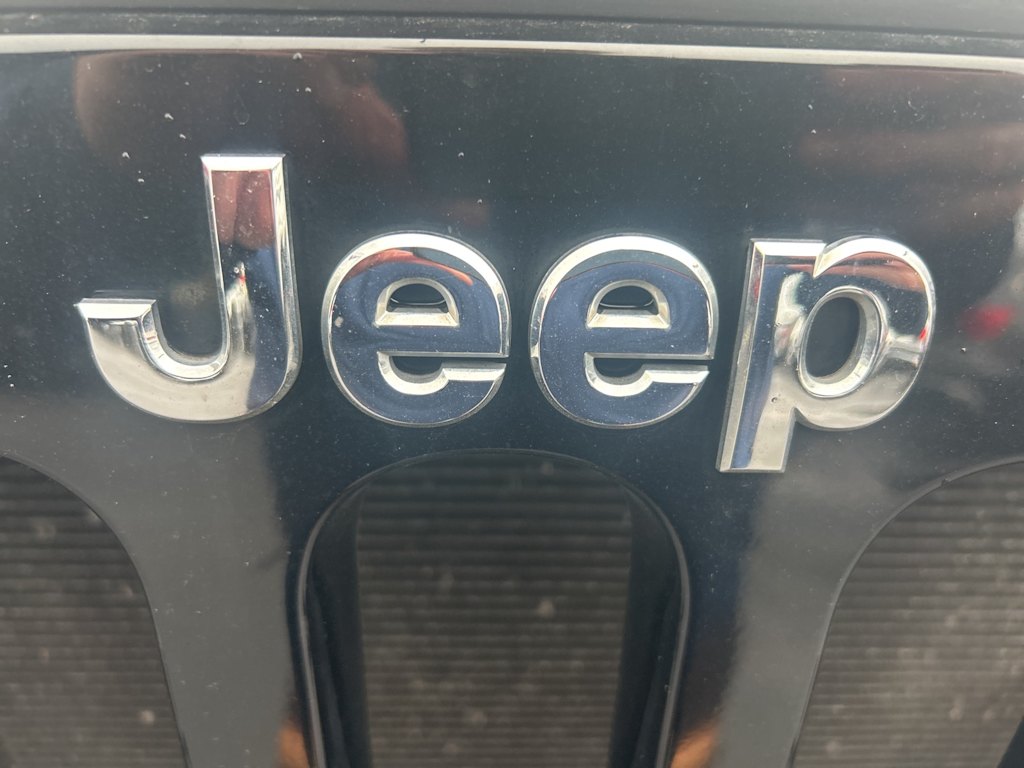 Thumbnail: 2011 Jeep Wrangler - 7