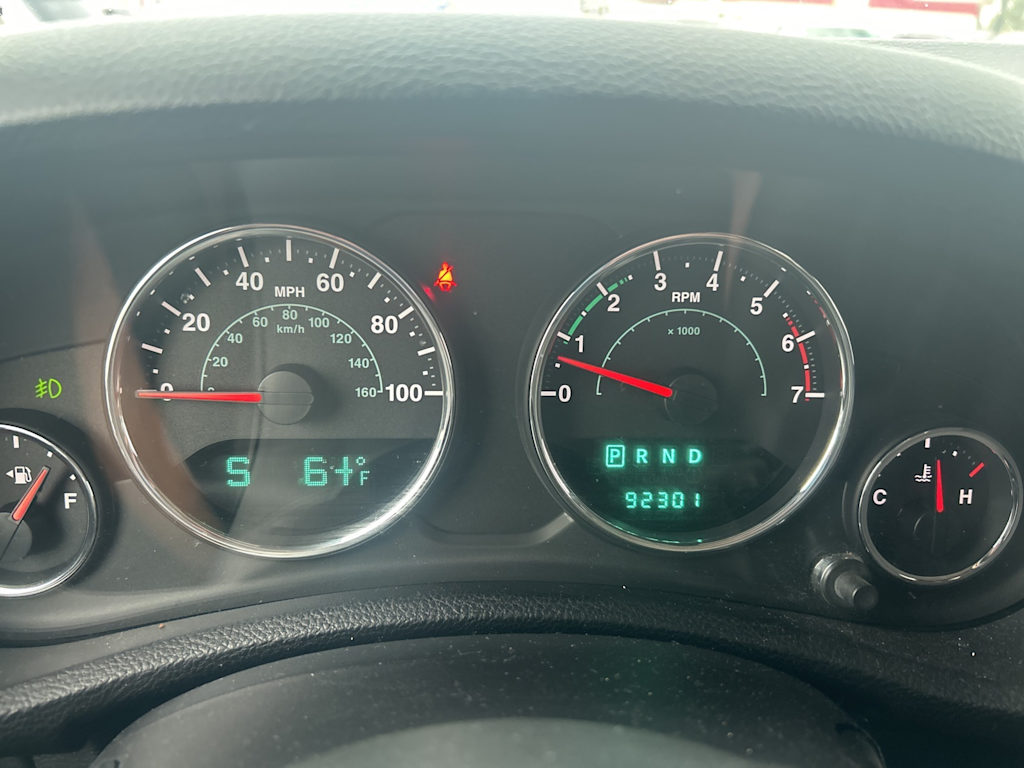 Thumbnail: 2011 Jeep Wrangler - 16