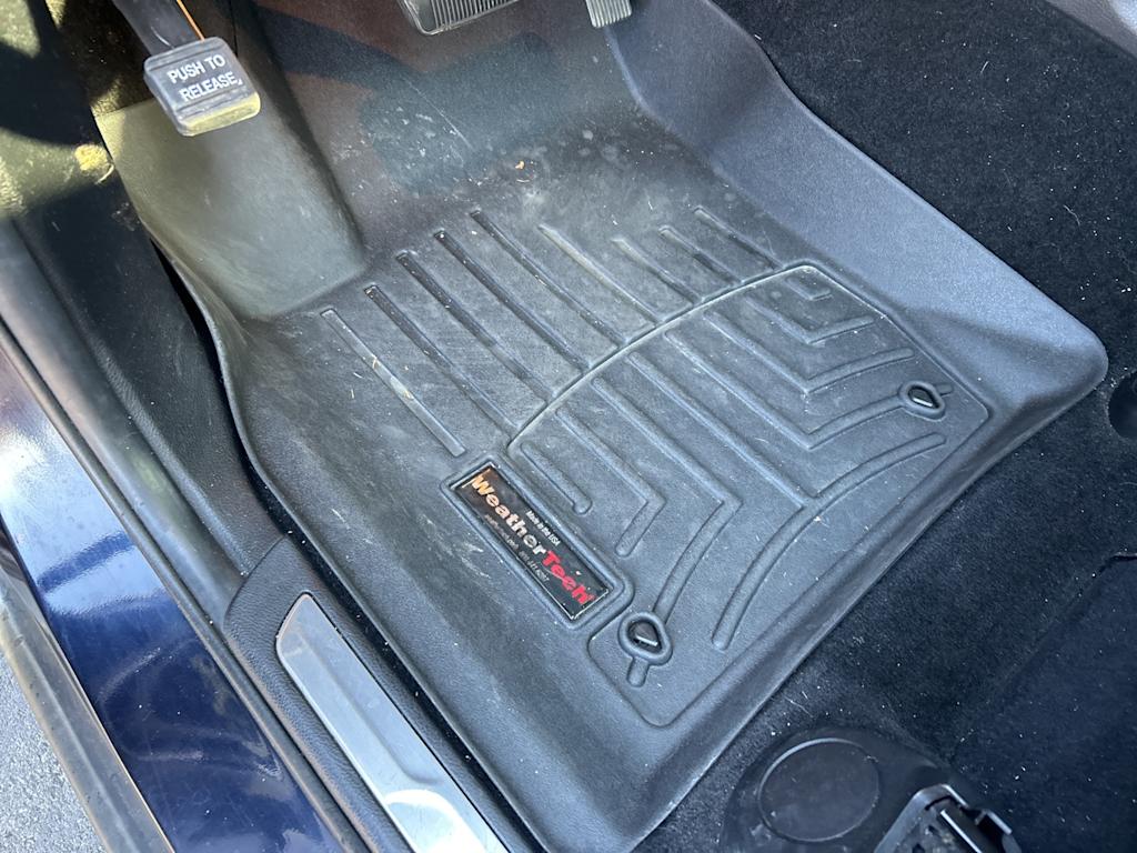 Thumbnail: 2011 Jeep Grand Cherokee - 26