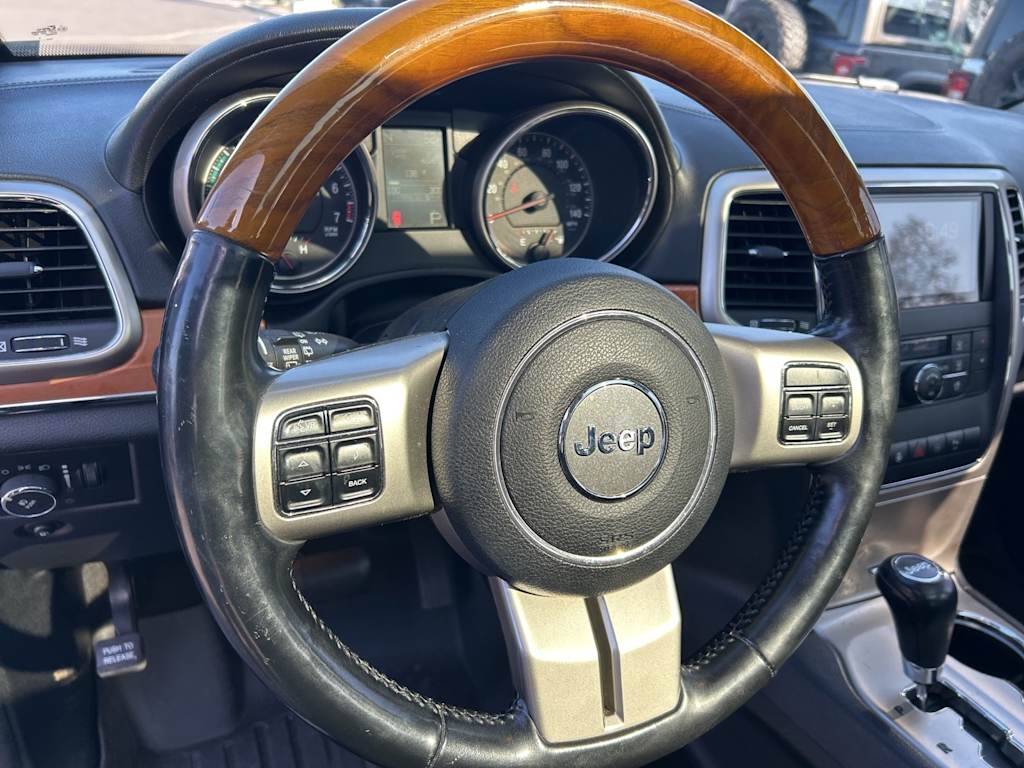 Thumbnail: 2011 Jeep Grand Cherokee - 9