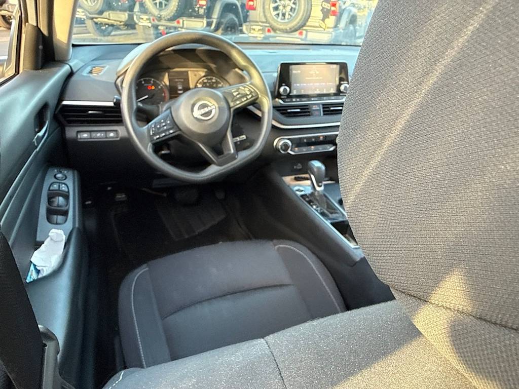 Thumbnail: 2023 Nissan Altima - 2