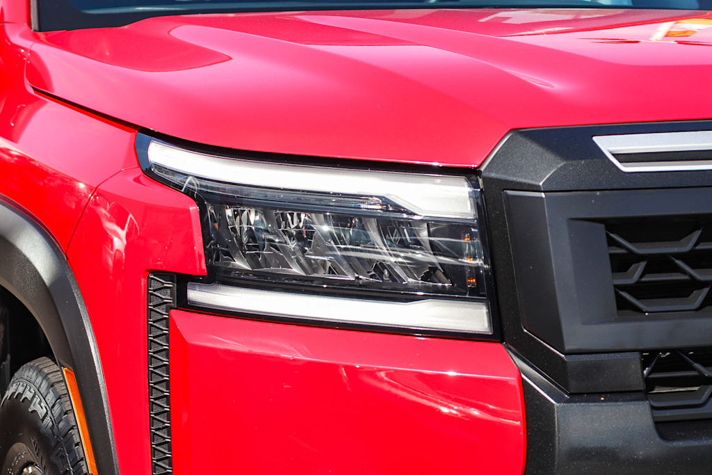 Thumbnail: 2026 Nissan Frontier - 21