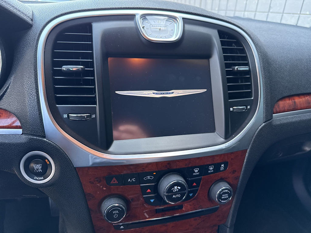 Thumbnail: 2014 Chrysler 300 - 10