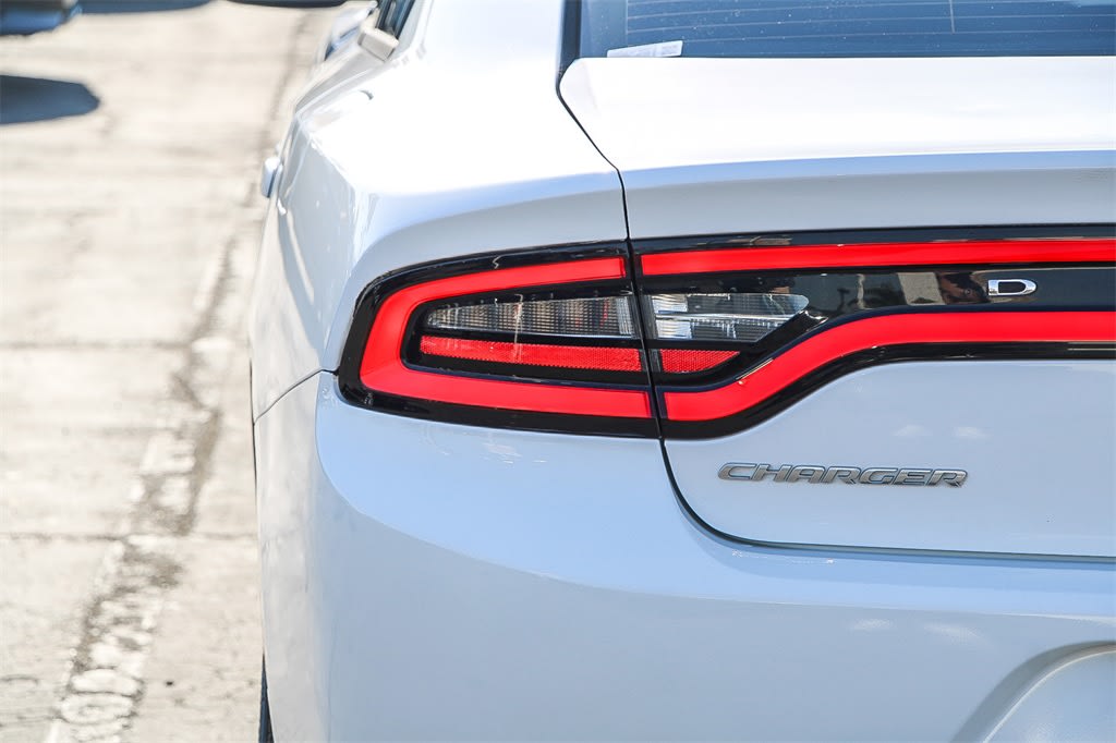 2015 Dodge Charger SE 6