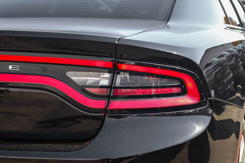 Thumbnail: 2022 Dodge Charger - 16