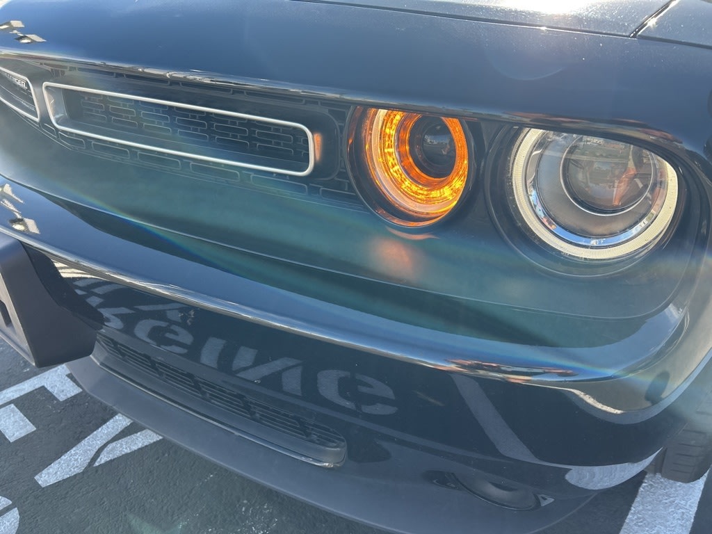 2022 Dodge Challenger SXT 5