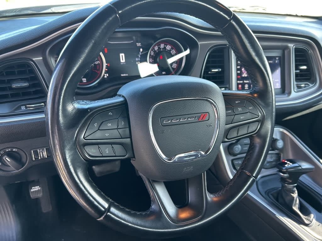 2022 Dodge Challenger SXT 7