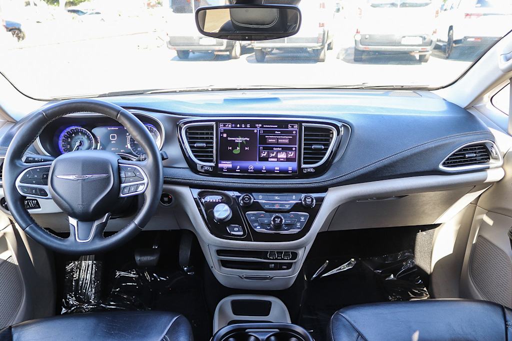 Thumbnail: 2022 Chrysler Pacifica - 2