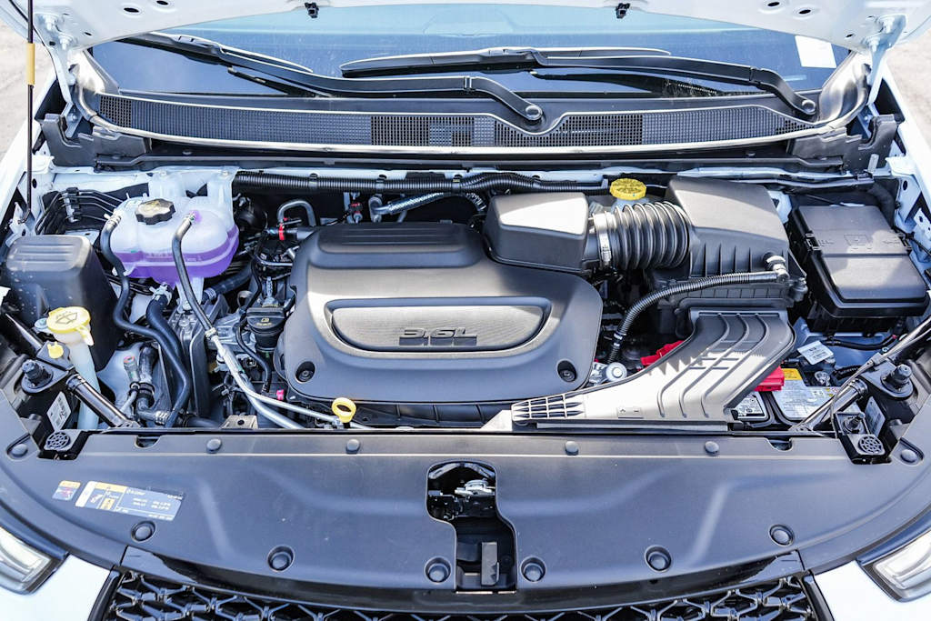 Thumbnail: 2026 Chrysler Pacifica - 7