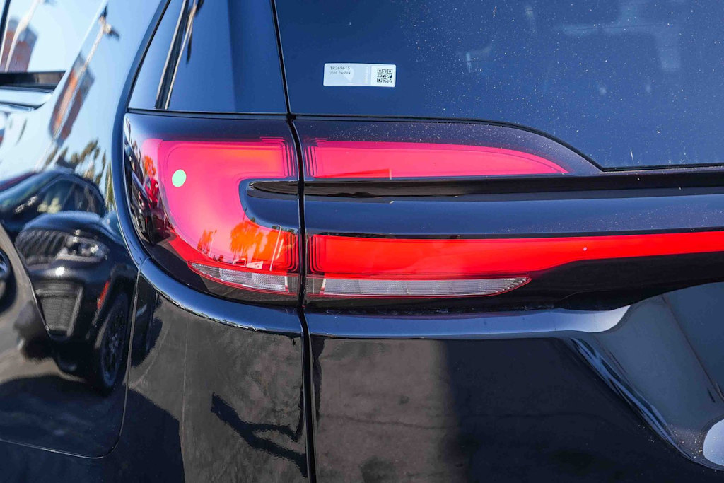 Thumbnail: 2026 Chrysler Pacifica - 19